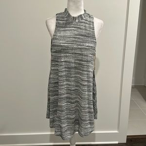 NWT PPLA Gray and White Knit Dress Sz L